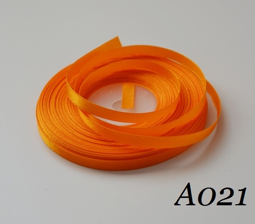 Saténová stuha 6mm/27m č. A021 - svetlo-oranžová