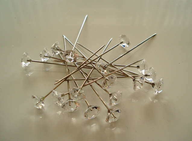 Špendlíky diamant dl.51mm/50ks - číre 