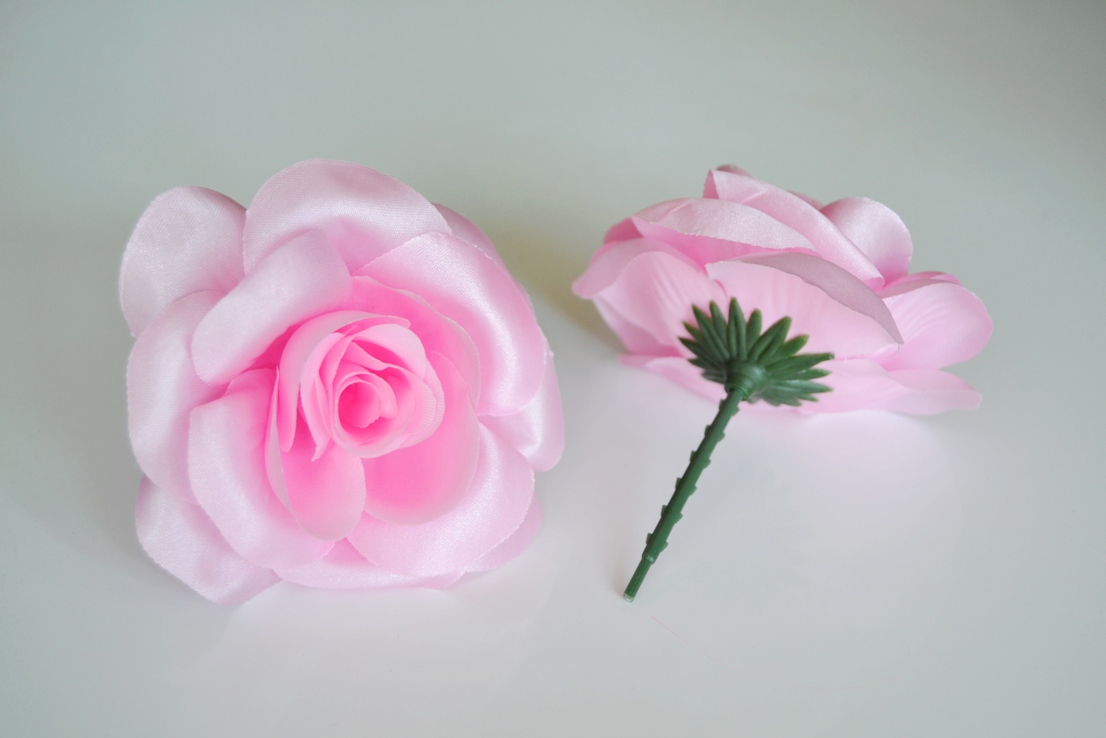 Saténová ruža -  ružová